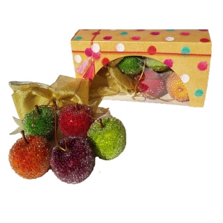  Украшение Гроздь из разноцветных яблок (5 шт.) в подарочной упаковке (лента 40 см, яблоки диаметром 4 см)